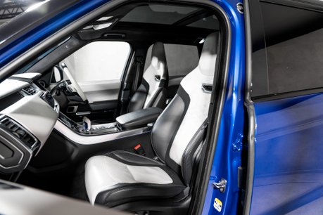 Land Rover Range Rover Sport SVR URBAN EDITION. URBAN EDITION. FIXED SIDE STEPS. PANO ROOF. PIXEL LEDS. 21