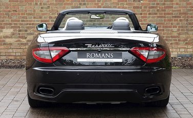 Maserati Grancabrio Sport 13