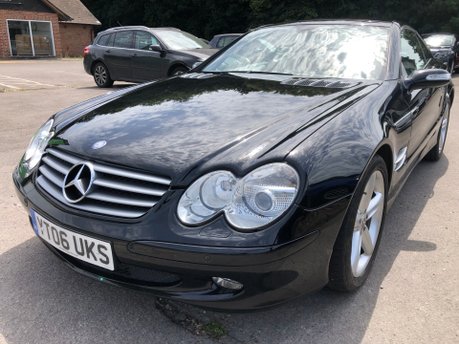 Mercedes-Benz SL Series SL350 automatic convertible, just 72,000m 26