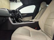 Jaguar XE 2.0 XE R-Dynamic S Auto 4dr 36
