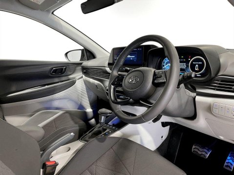 Hyundai BAYON 1.0 T-GDi MHEV Ultimate SUV 5dr Petrol Hybrid DCT Euro 6 (s/s) (100 ps) 12