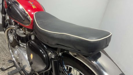 BSA A10 SUPER ROCKET 650 1961 GENUINE 7K BARN FIND CLASSIC BIKE 650CC 26