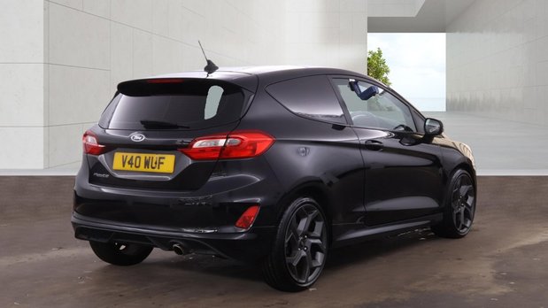 Ford Fiesta SWB L1H1 Low Roof Sport Air Con Alloys EURO 6 NO VAT 3