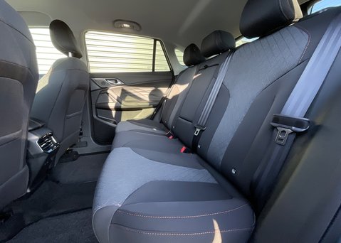 MG HS 1.5 T-GDI SE 16