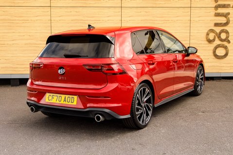 Volkswagen Golf GTI TSI DSG 2