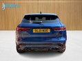 Jaguar F-Pace 2.0 D200 MHEV R-Dynamic SE SUV 5dr Diesel Auto AWD Euro 6 (s/s) (204 ps) 7