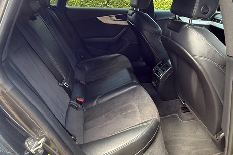Audi A5 SPORTBACK TFSI S LINE MHEV 30
