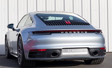 Porsche 911 Carrera 4S (992) 3