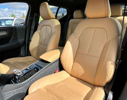 Volvo XC40 2.0 XC40 Inscription Pro T4 Auto 5dr 63