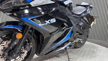 Lexmoto LXS 2022 RUNNING PROJECT BIKE SPARES OR REPAIR 125CC 9K 8