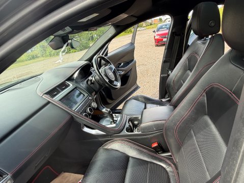 Jaguar E-Pace CHEQUERED FLAG 7