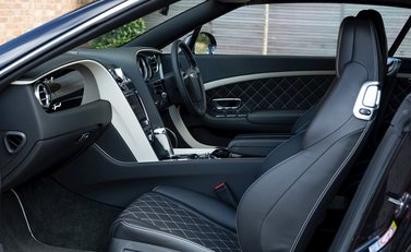 Bentley Continental GT Speed Convertible 16