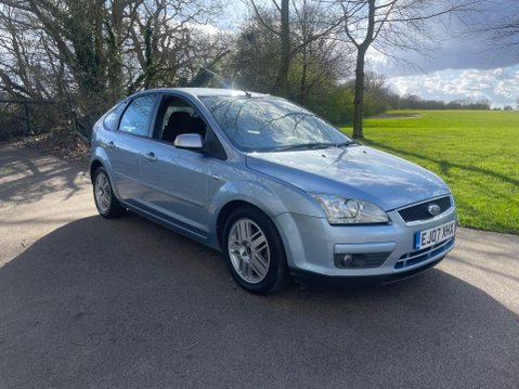 Ford Focus 1.6 Ghia 5dr 3