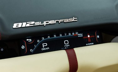 Ferrari 812 Superfast 21