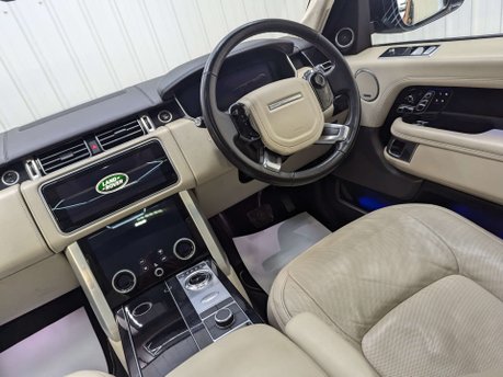 Land Rover Range Rover 4.4 Range Rover Autobiography SDV8 Auto 4WD 5dr 71