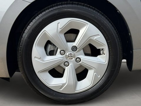 Suzuki Swift 1.2 Mild Hybrid Motion 5dr 14