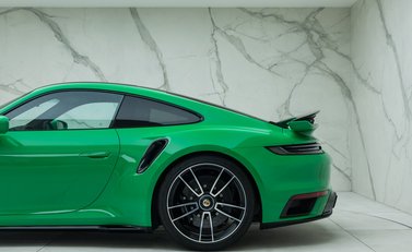 Porsche 911 Turbo S (992) 44