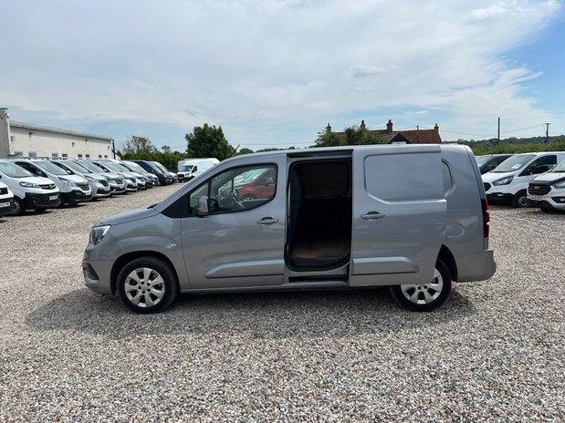 Vauxhall Combo LWB L2H1 (SOLD) Low Roof Limited 2300 Air Con Alloys Sensors EURO 6 NO VAT 13
