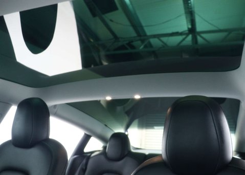 Tesla Model 3 Standard Range Plus Saloon 4dr Electric Auto RWD (241 bhp) 49