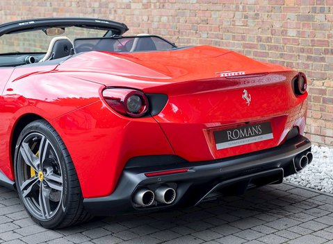 Ferrari Portofino 26
