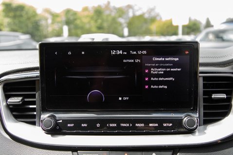 Kia Pro Ceed GT-LINE ISG 31
