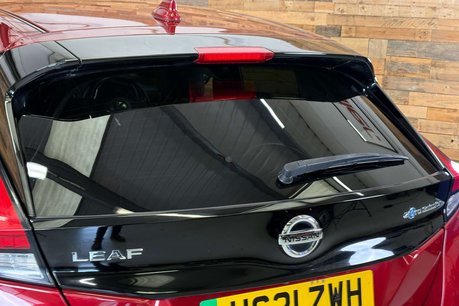 Nissan LEAF 40kWh Tekna Hatchback 5dr Electric Auto (150 ps) 74