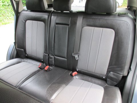 Vauxhall Antara 2.2 CDTi Exclusiv 2WD Euro 5 (s/s) 5dr 26