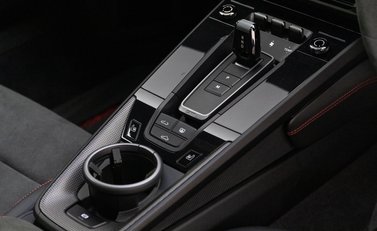 Porsche 911 CARRERA GTS (992) 17