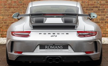 Porsche 911 (991.2) GT3 5