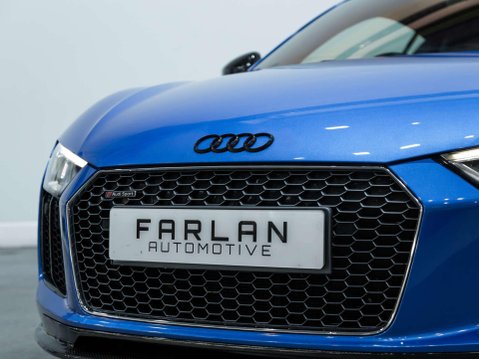 Audi R8 5.2 FSI V10 Coupe 2dr Petrol S Tronic quattro Euro 6 (s/s) (540 ps) 77