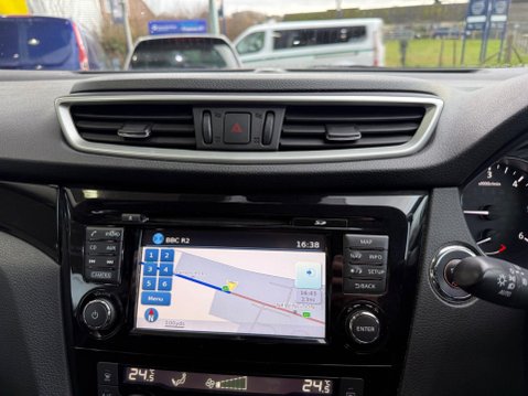 Nissan Qashqai 1.5 dCi N-Connecta 2WD Euro 6 (s/s) 5dr 28