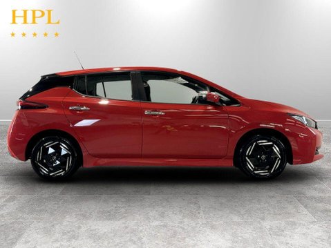 Nissan LEAF 39kWh Acenta Hatchback 5dr Electric Auto (150 ps) 8
