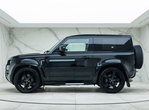 Land Rover Defender 90 V8 P525 2