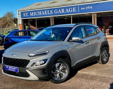 Hyundai KONA 1.6 Kona SE Connect GDi HEV Semi-Auto 5dr 1