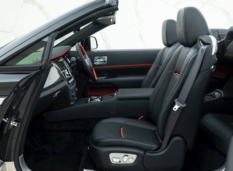 Rolls-Royce Dawn Black Badge 19