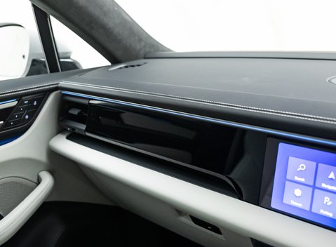 Porsche Macan Turbo Electric 20