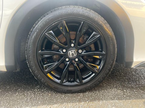 Honda Civic 1.6 i-DTEC Black Edition Tourer Euro 5 (s/s) 5dr 26