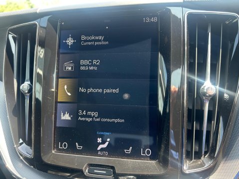 Volvo XC60 2.0h T8 Twin Engine 11.6kWh R-Design Auto AWD Euro 6 (s/s) 5dr 28