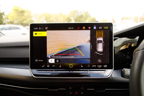 Volkswagen Golf BLACK EDITION TSI 25