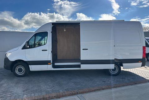 Mercedes-Benz Sprinter 315 Cdi Progressive Glass Frail Van 9