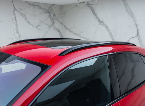 Porsche Macan GTS Electric 43