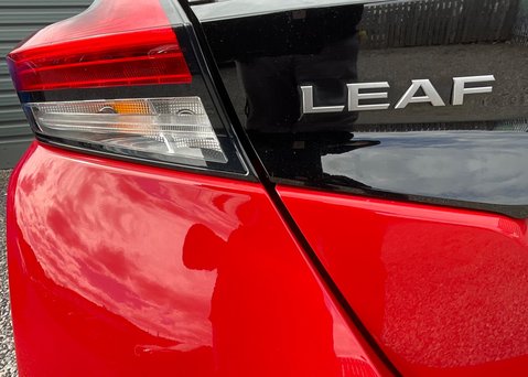 Nissan LEAF ACENTA 14