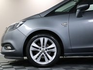 Vauxhall Zafira SRI 27