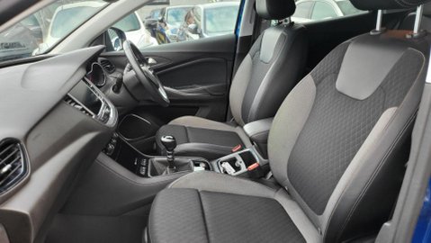 Vauxhall Grandland X GRIFFIN 3