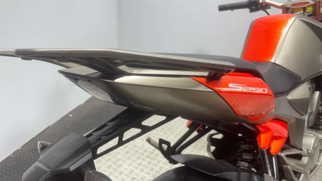 Zontes T S 2017 ONLY 3K LONG MOT NAKED 250CC 2 FORMER OWNERS 30