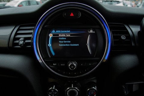 Mini Hatch COOPER 24