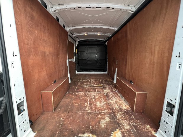 Ford Transit LWB L3H2 Medium Roof Leader 350 Camera Nav EURO 6 NO VAT 10