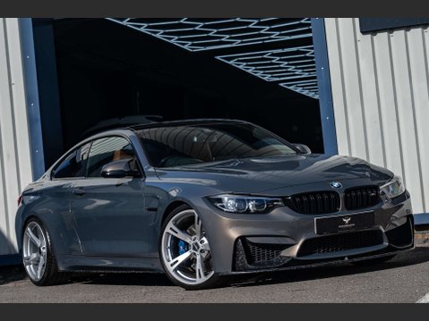 BMW M4 3.0 M4 Competition Edition Package Semi-Auto 2dr 30