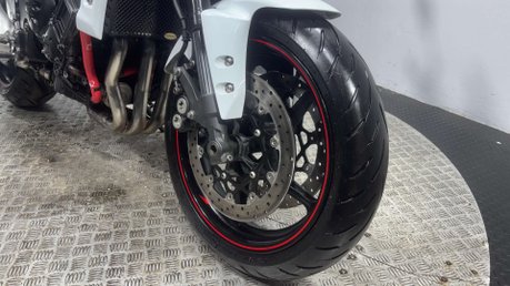 Yamaha FZ1 FAZER 2011 ONLY 19K VERY CLEAN 1000CC NAKED MOT SERVICED 43