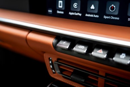 Porsche 911 CARRERA S. £50K IN EXTRAS. PTS PAINTWORK. HERITAGE PACKAGE. BURMESTER. LIFT 31